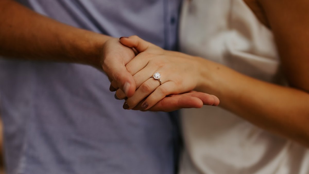 High-Asset Alimony in New Hampshire: Valuation & Tax Tips
